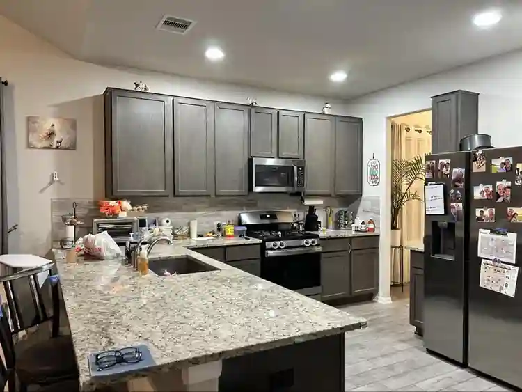 Looking for quiet easygoing roomate