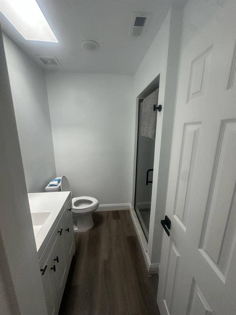 One room for rent in a  home