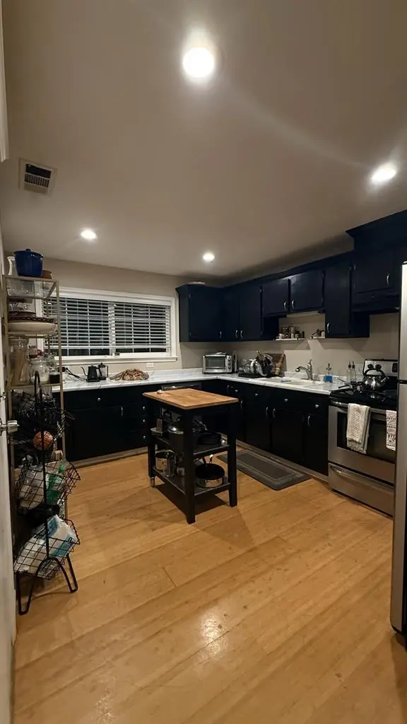 Housemate 2 bedrooms