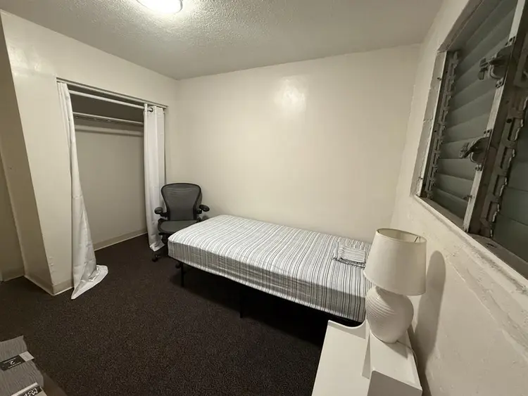 RENTING OUT 4 BEDROOMS IN KALIHI.