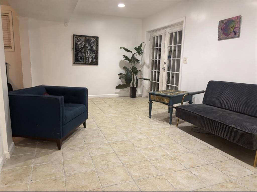 Dog friendly basement apartment
