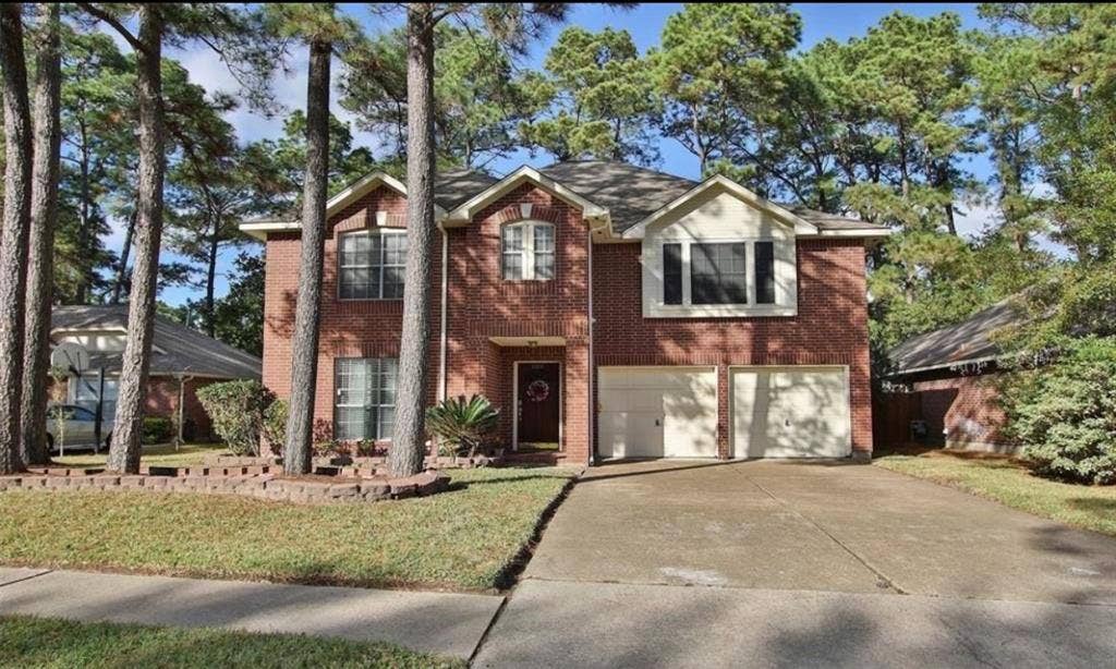 Large private Master with Bathroom