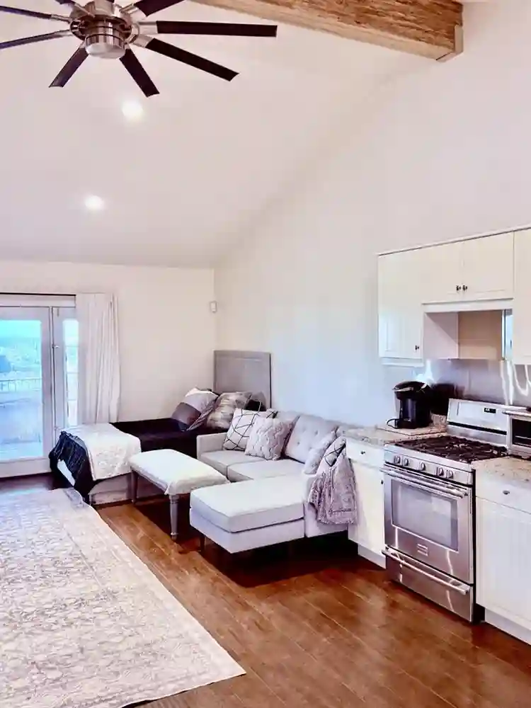 Studio ADUGuestHouse VIEWEstate
