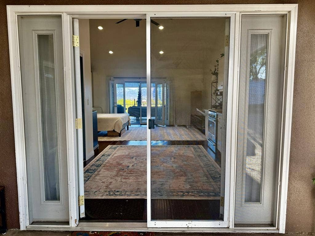 StudioADU Private Entry VIEW Estate