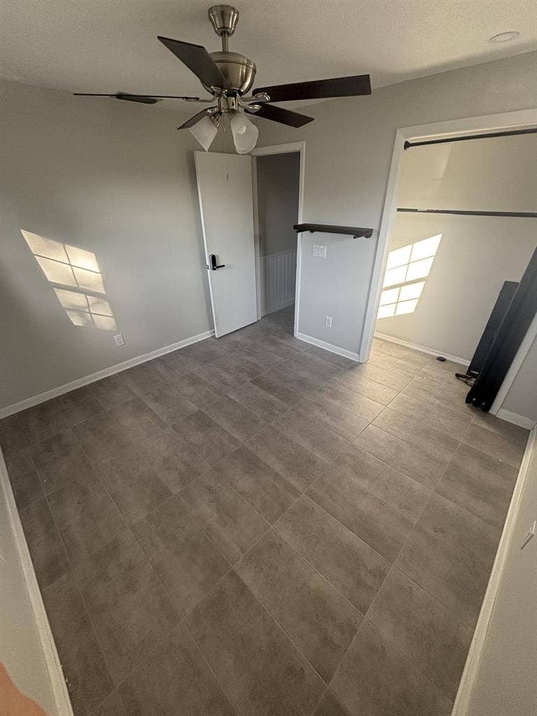 Private room in clean, cozy home