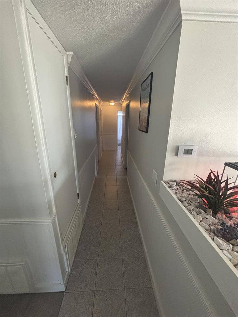 Private room in clean, cozy home