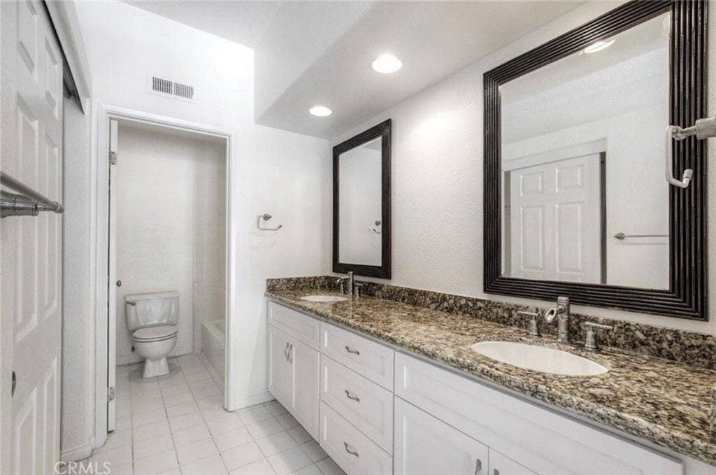 Room for rent, Oceanside, CA