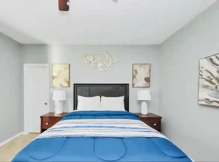 Private room near Downtown