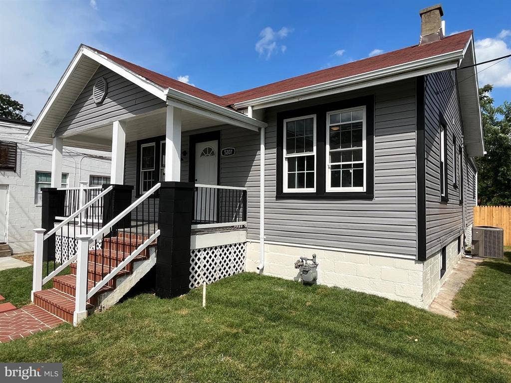 Room For Rent in a Remodeled Home!