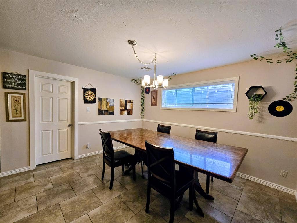 South Scottsdale Room for Female