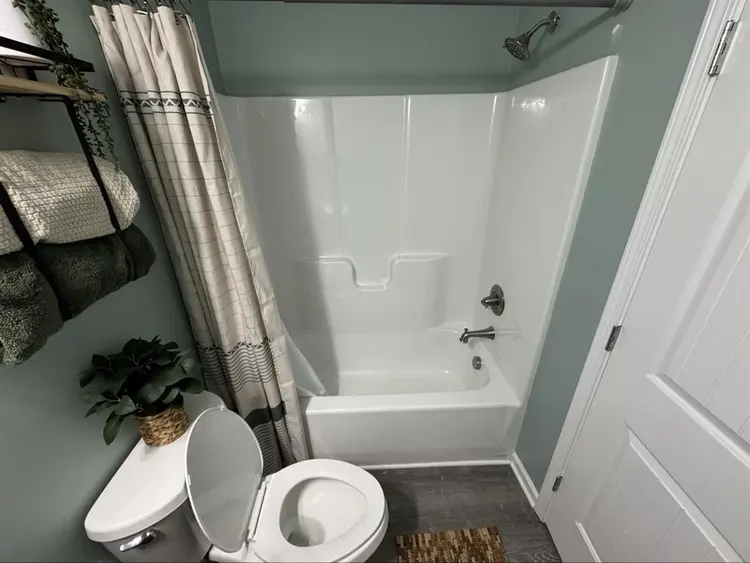 Room for rent in a shared house