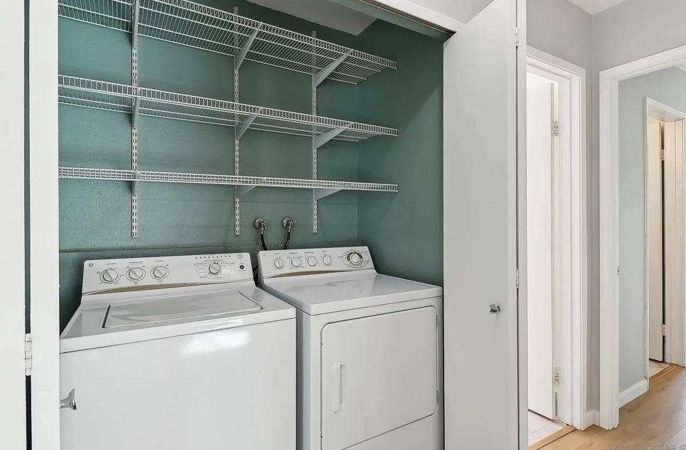 Mira Mesa Room  / San Diego