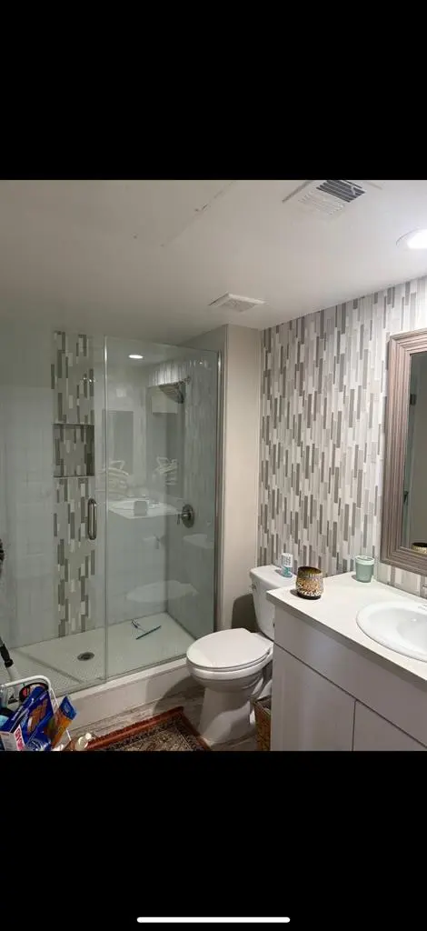 FULLY FURNISHED UTILITIES INCLUDED