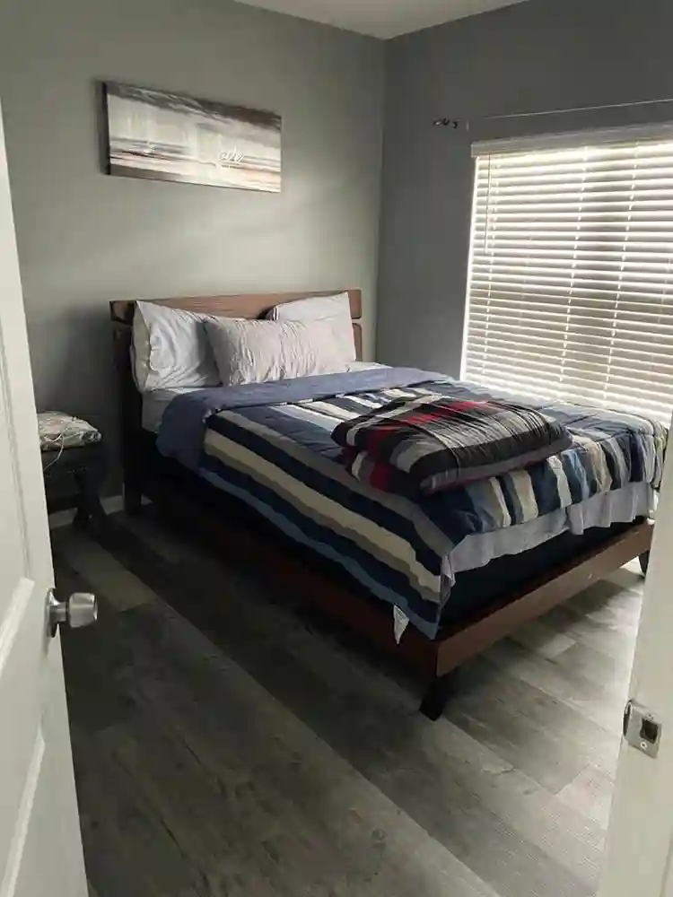 Furnished room for rent