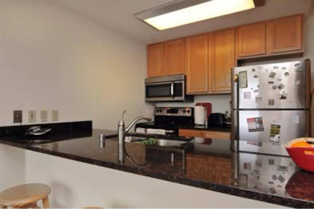 FURNISHED BEDROOM SUBLEASE