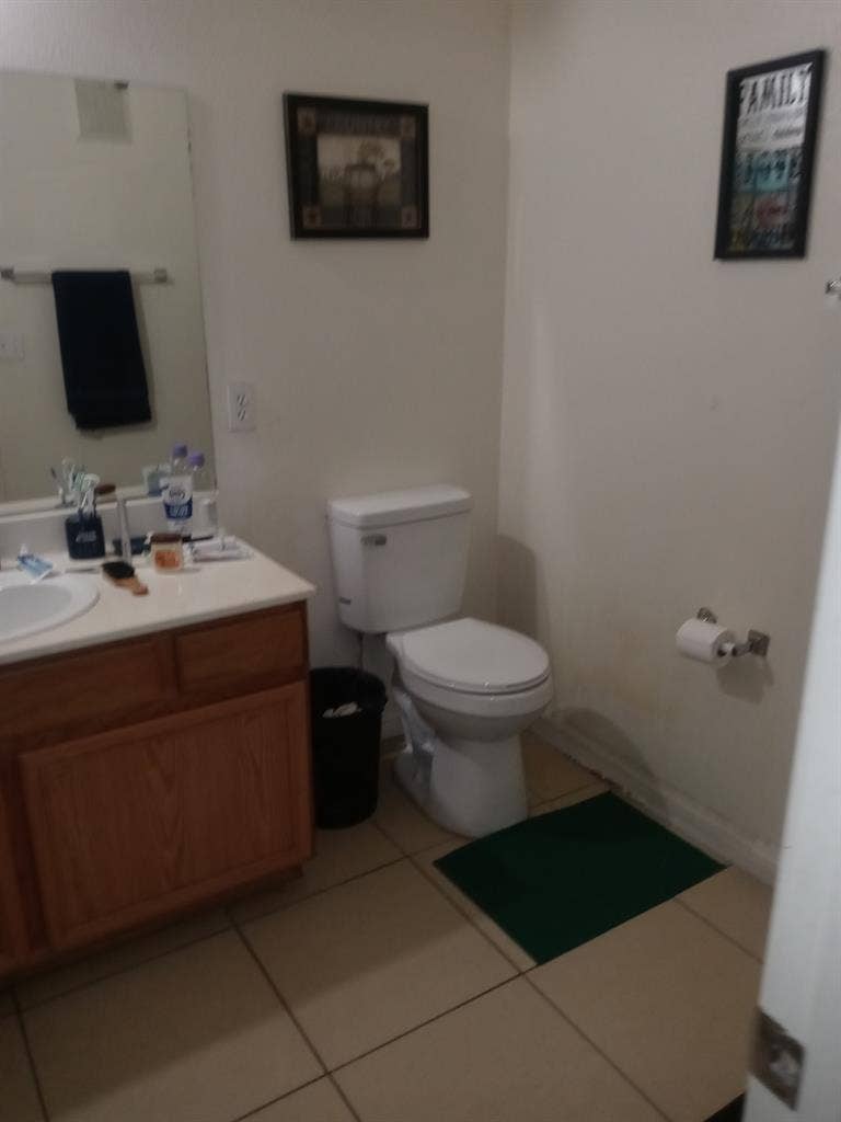 I'm looking for a 1 person roommate