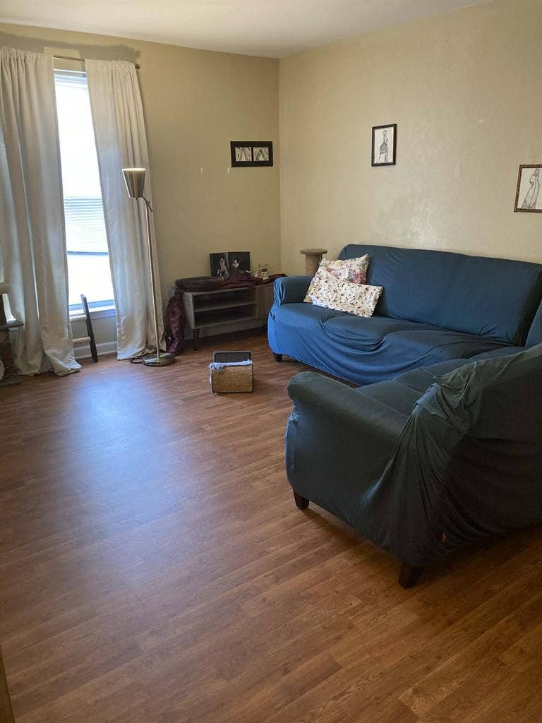 Cute Room right outside of downtown