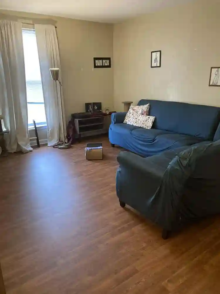 Cute Room right outside of downtown