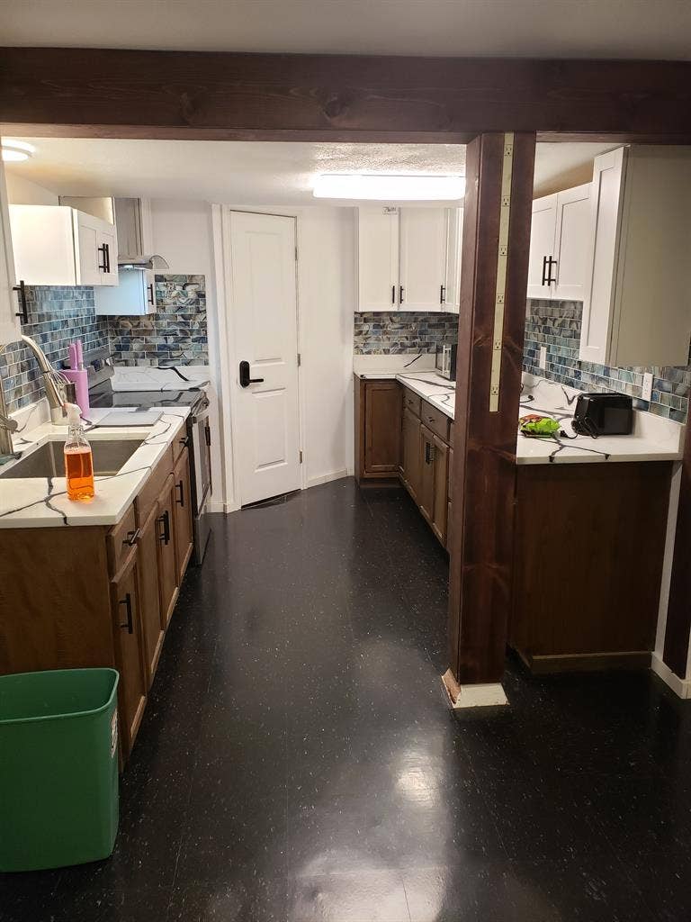 Furnished Bedroom near Airport