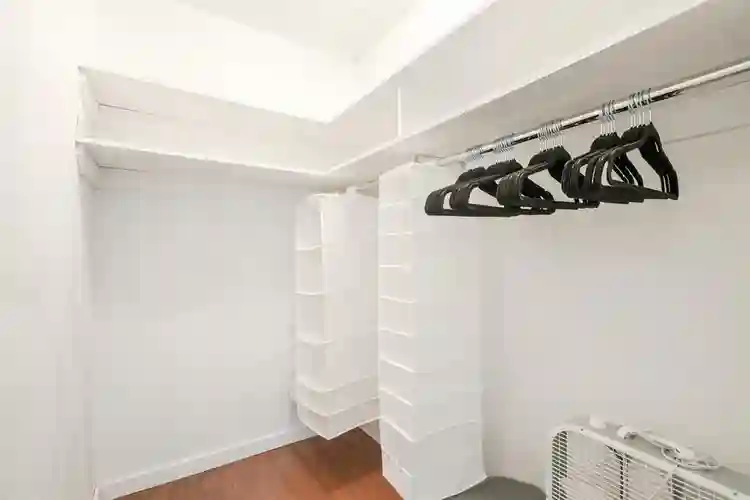 ✨Room w/ Private Bath in Midtown✨