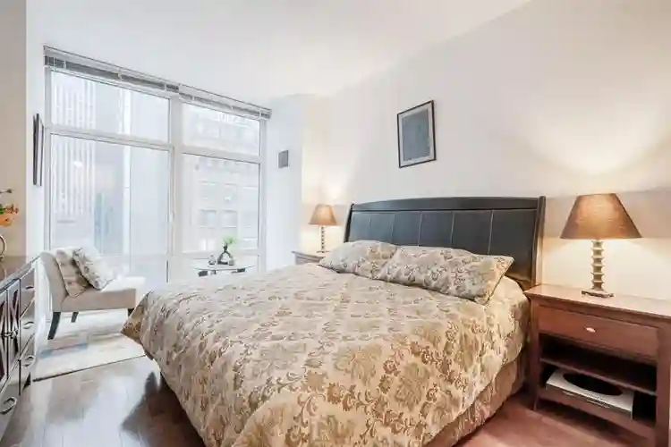 ✨Room w/ Private Bath in Midtown✨