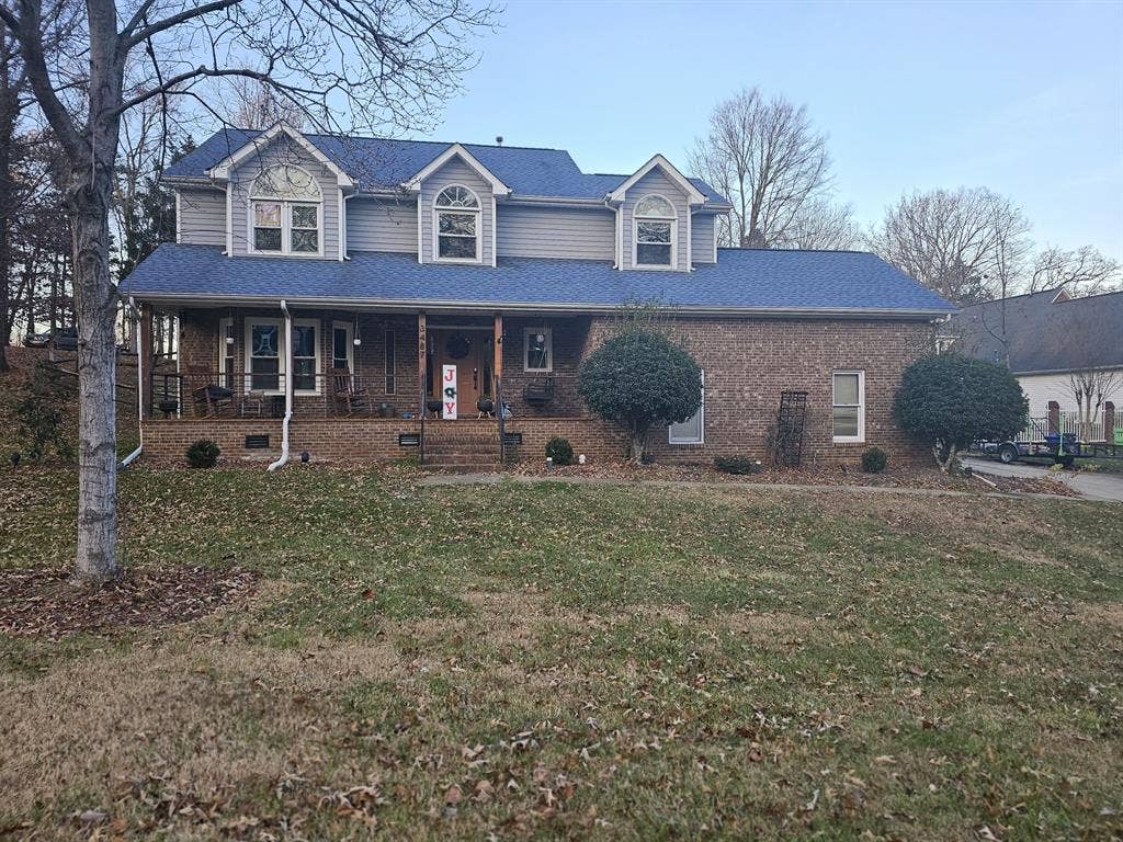 Harrisburg home seeking Roommate