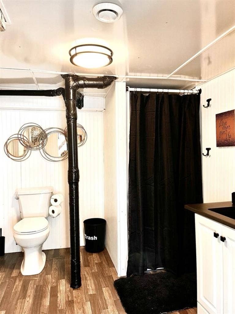 Relaxing River Housee