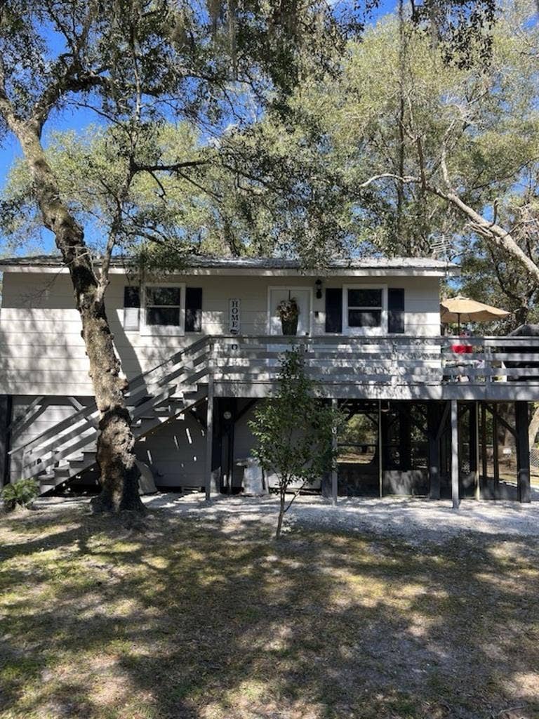 Relaxing River Housee