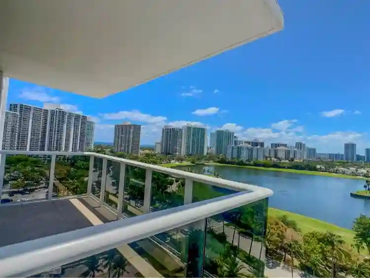 Cozy room for rent- great location