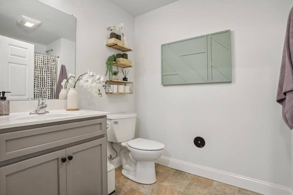 Room in Willow Grove, PA