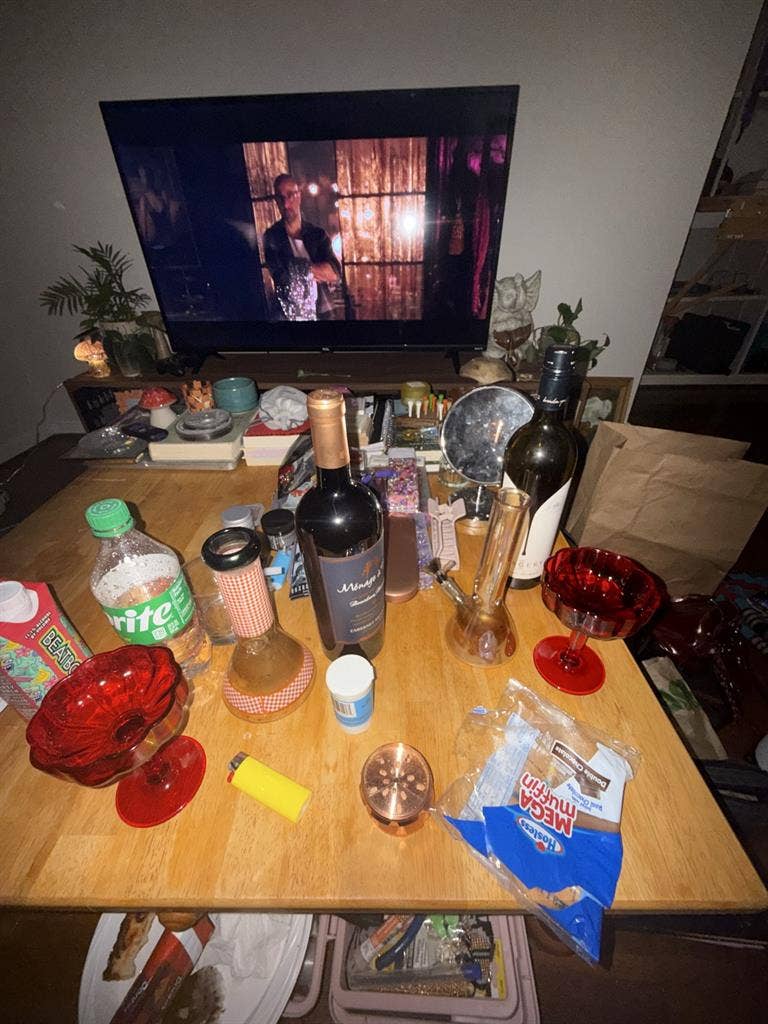 Room for rent in Montrose.