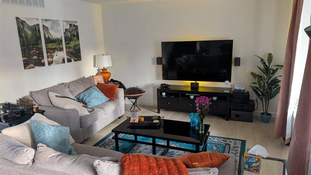 2 ROOMS and Private Bath in Arvada