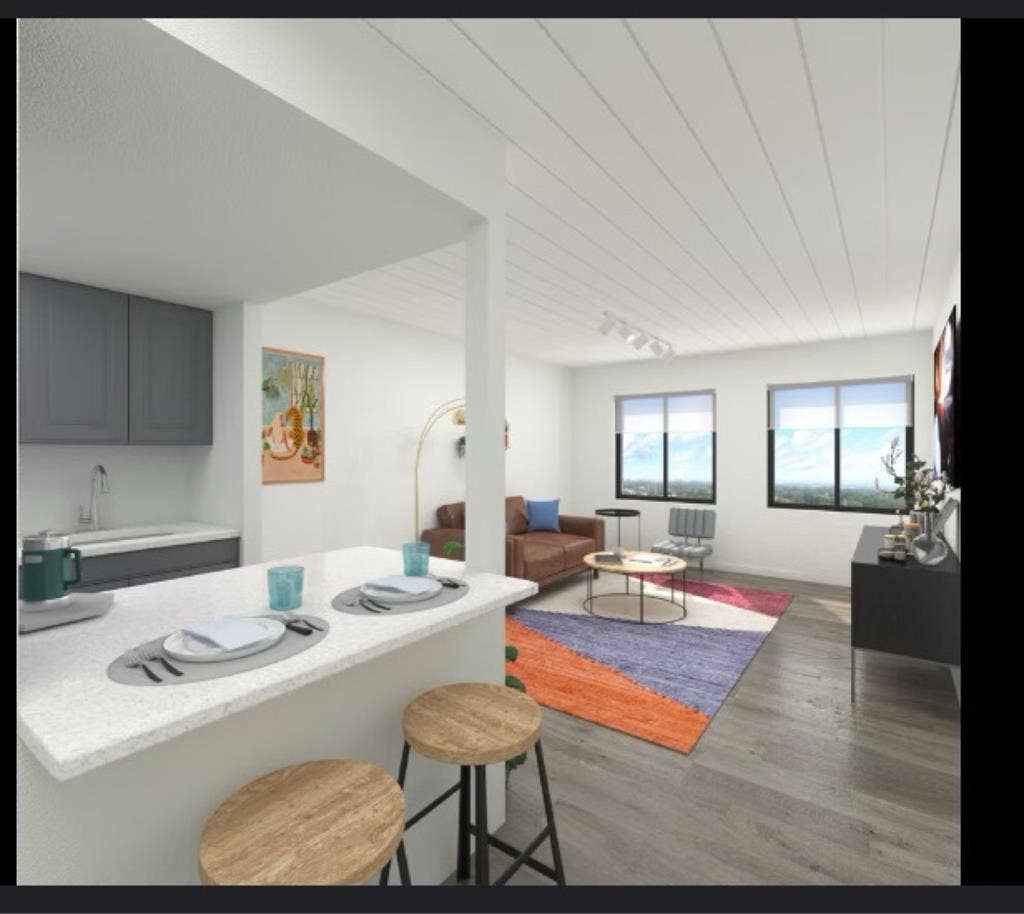 Looking for  people to sublet