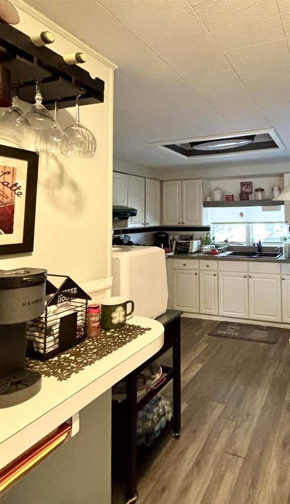 ISO Golden Girl for roomiee