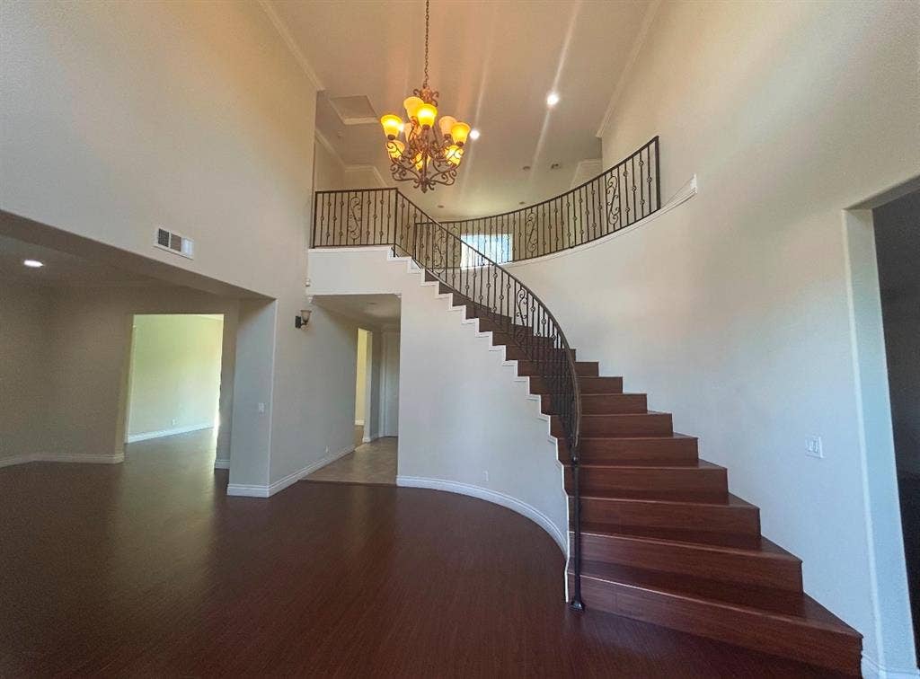 *MONTH*WONT-LAST*SHARED-ROOMS*