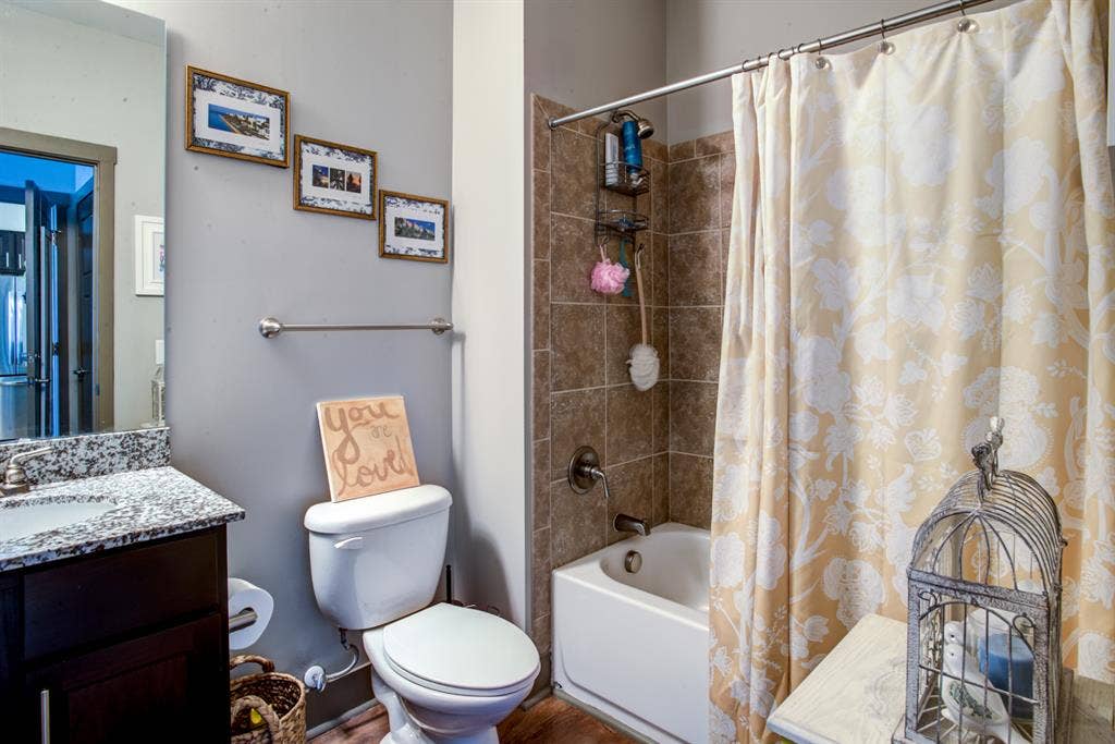 Private Room/Bath | Lease Takeover