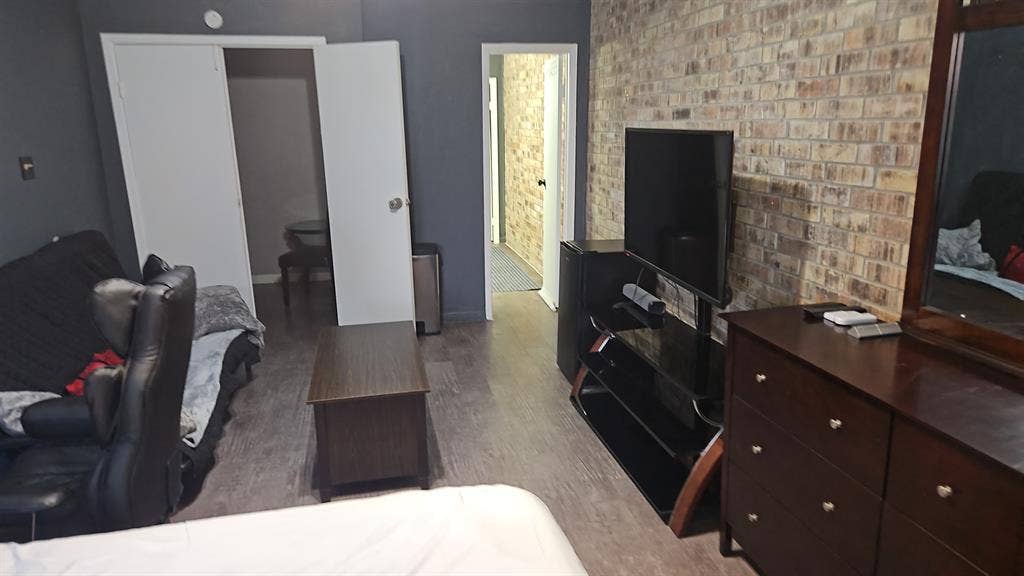 Furnished  Rm w/ Private Bathroom