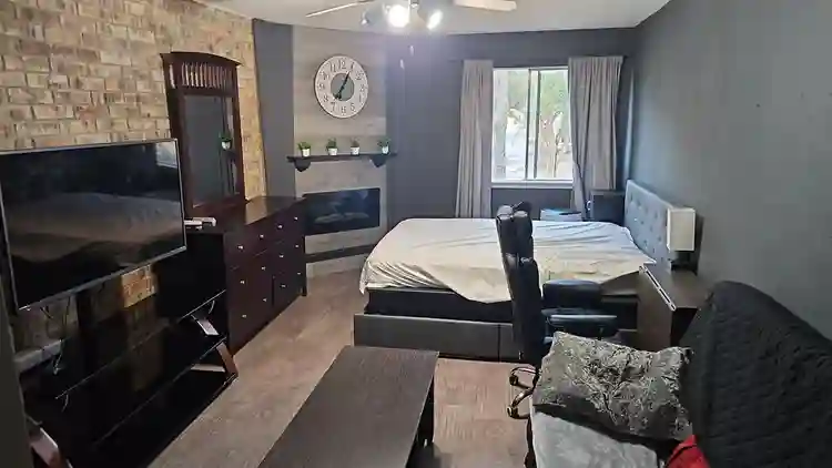 Furnished Rm w/ Private Bathroom