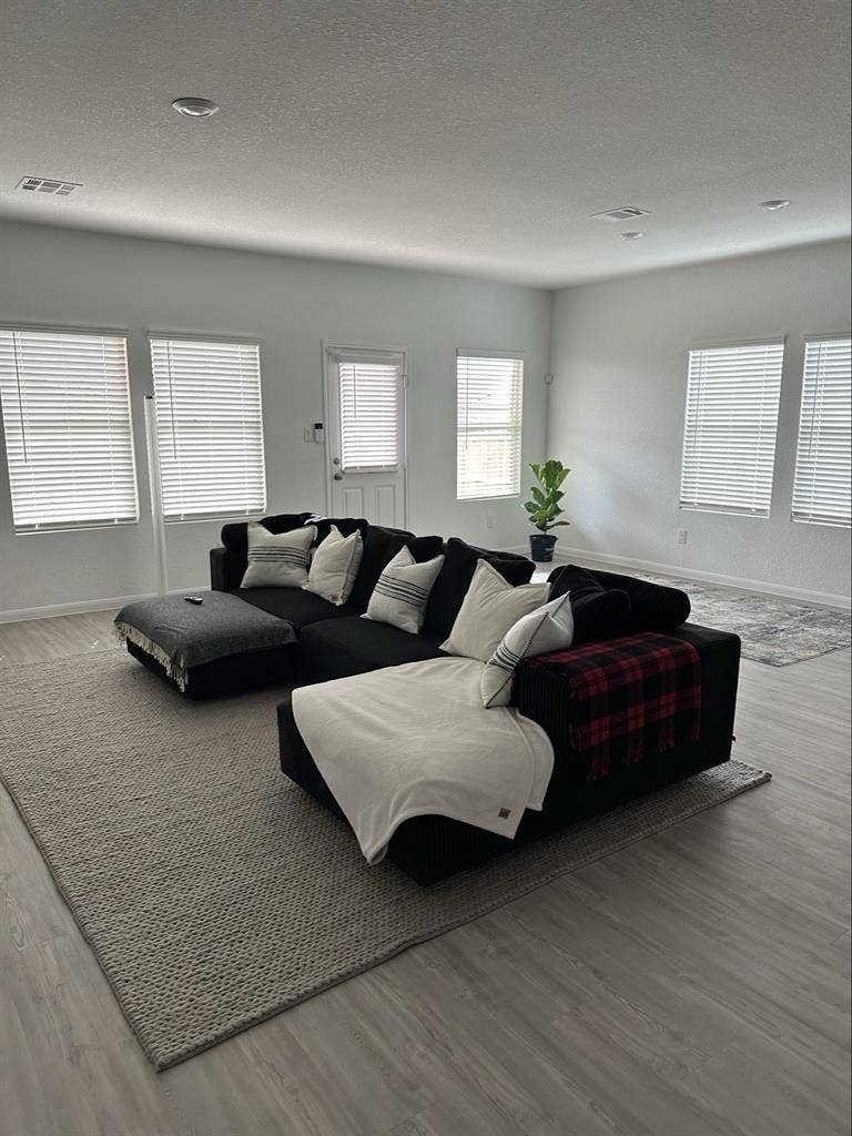 Roommate Wanted in Home