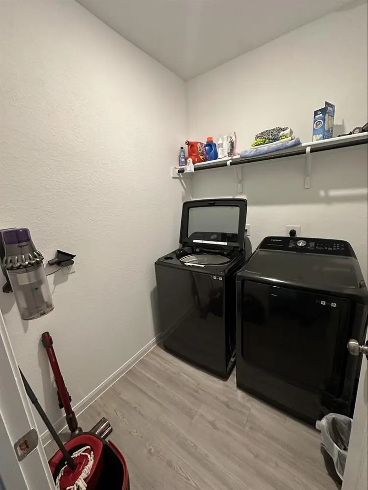 Roommate Wanted in Home