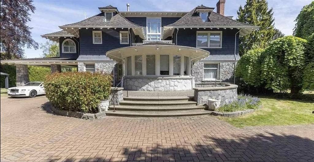 Like with Like-Minded People!