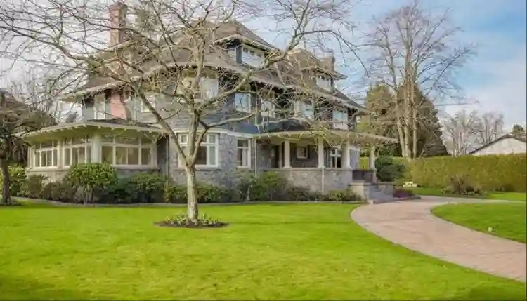 Like with Like-Minded People!