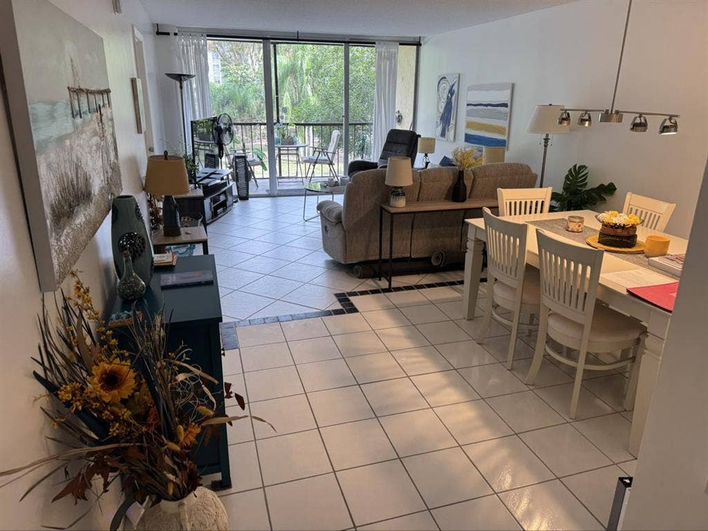 Room, walk in closet, large bath