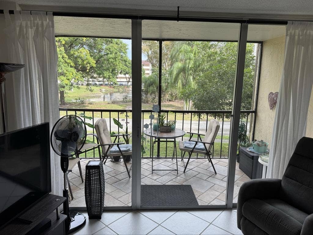 Room, walk in closet, large bath