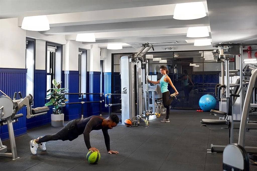 ✨Incredible deal in Midtown South ✨