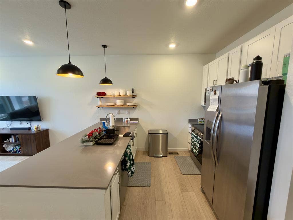 Private bedroom/bathroom for rent