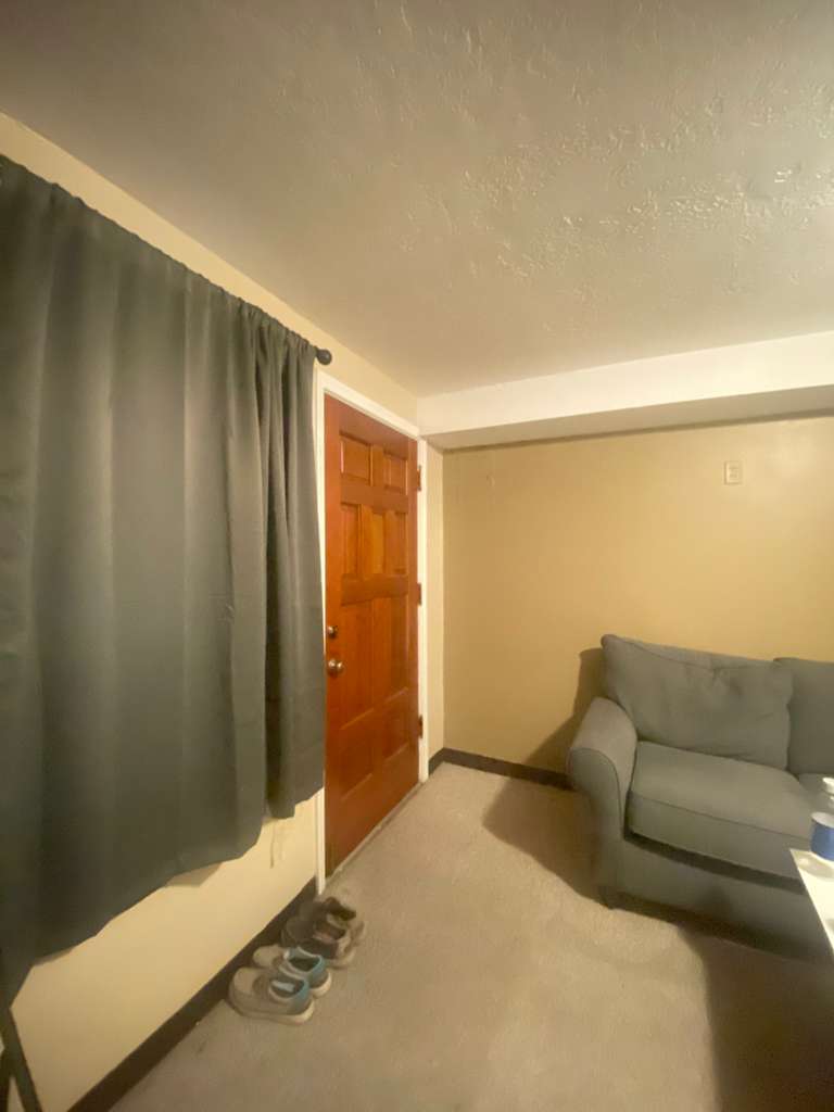 New Listing! Private Room