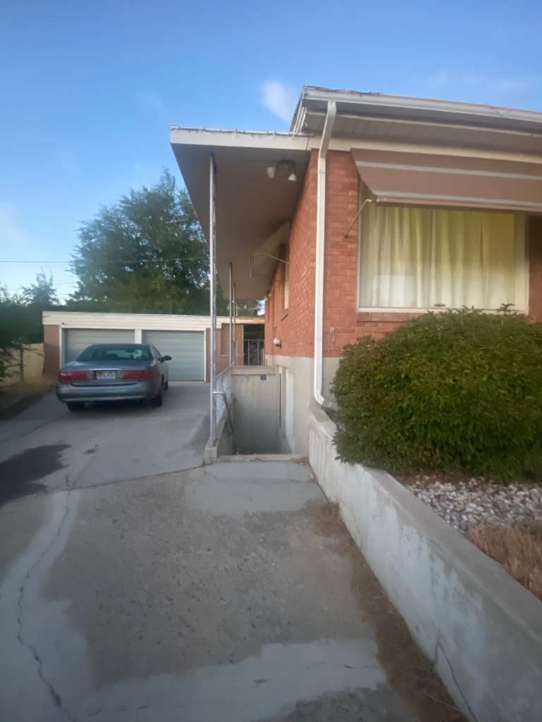 New Listing! Private Room