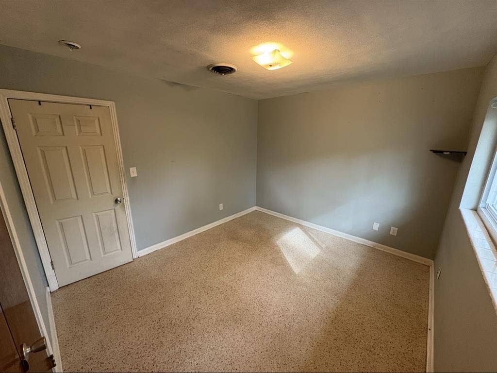 Room in heart of Maitland