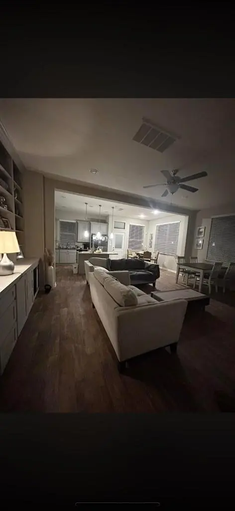 2 bedrooms, 1 bathroom for $